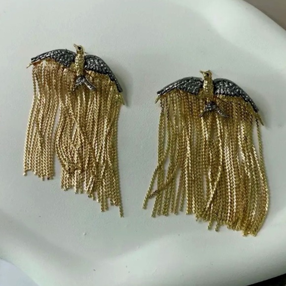 Lux Multi-layer Full Chain Bird Earrings - Picture 1 of 2